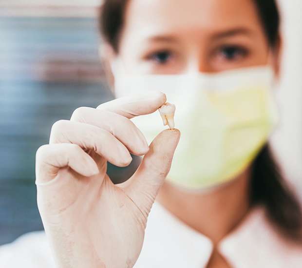 Port Saint Lucie Tooth Extraction